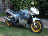 1988 Yamaha FZR 750 Genesis photo